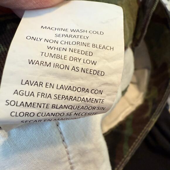 Girl Junior's Dickies Mid Rise Camouflage Denim Cargo Mini Skirt Size 7 NEW - Picture 5 of 9